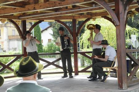 Lovski rogisti - foto Pavel korošec (1)